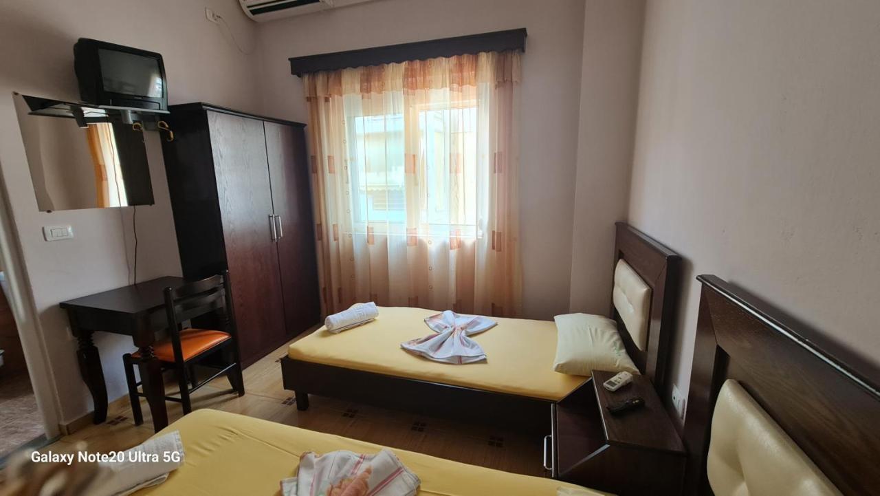 Hotel Brace Gjirokastër Екстериор снимка