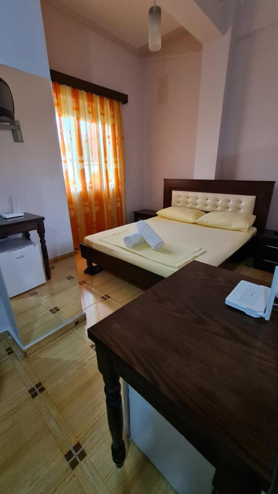 Hotel Brace Gjirokastër Екстериор снимка